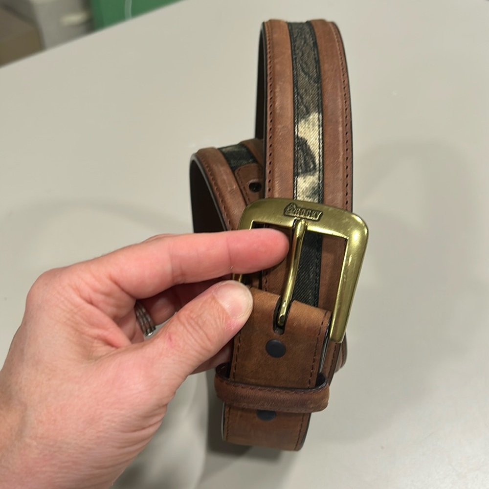Rocky Brown Leather & Camo Belt Men's size 42 rustic gold tone buckle
